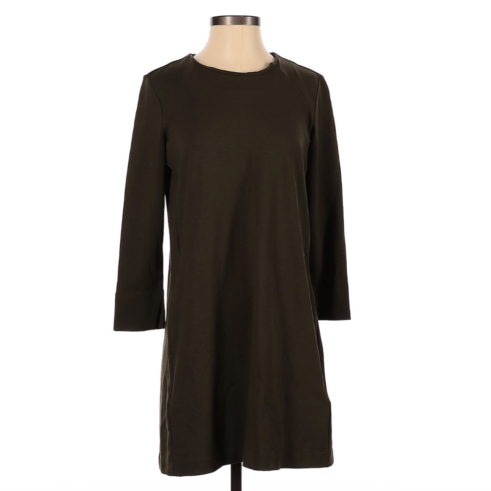 Thanks, It Has Pockets! Shift Dress